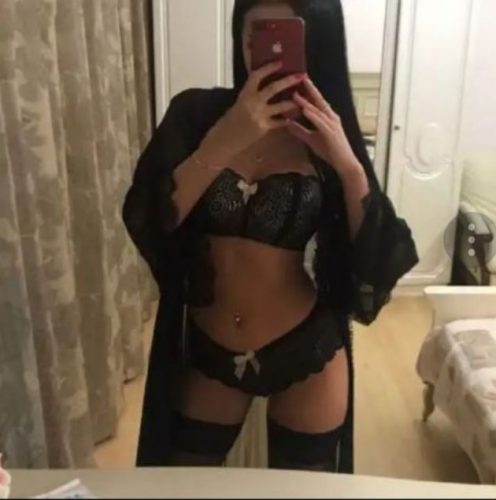 izmir escort naz