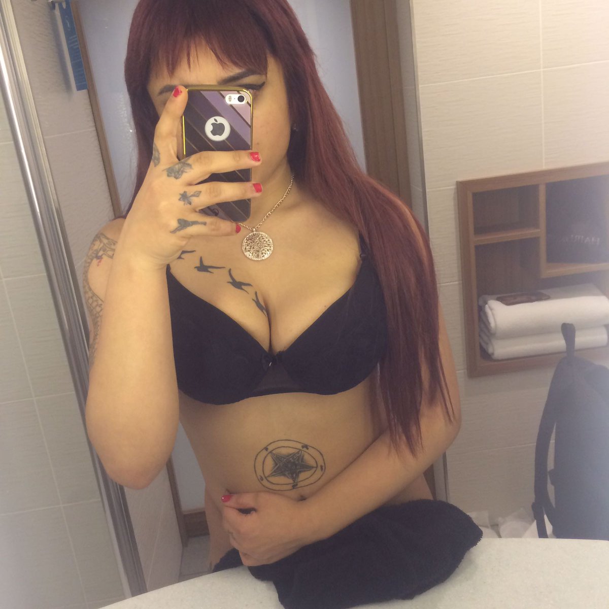 izmir yeni escort sezen